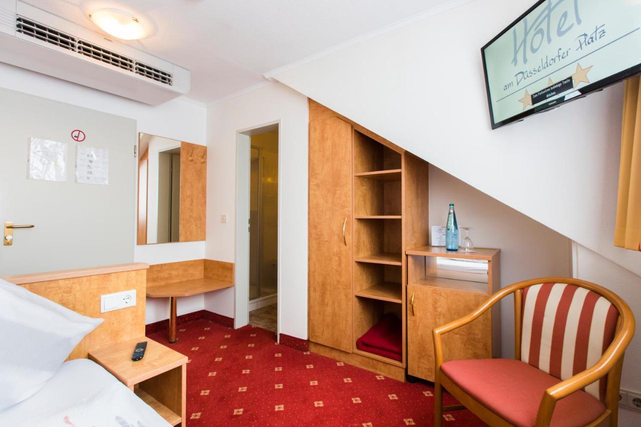 Hotel Am Duesseldorfer Platz Ratingen Zewnętrze zdjęcie
