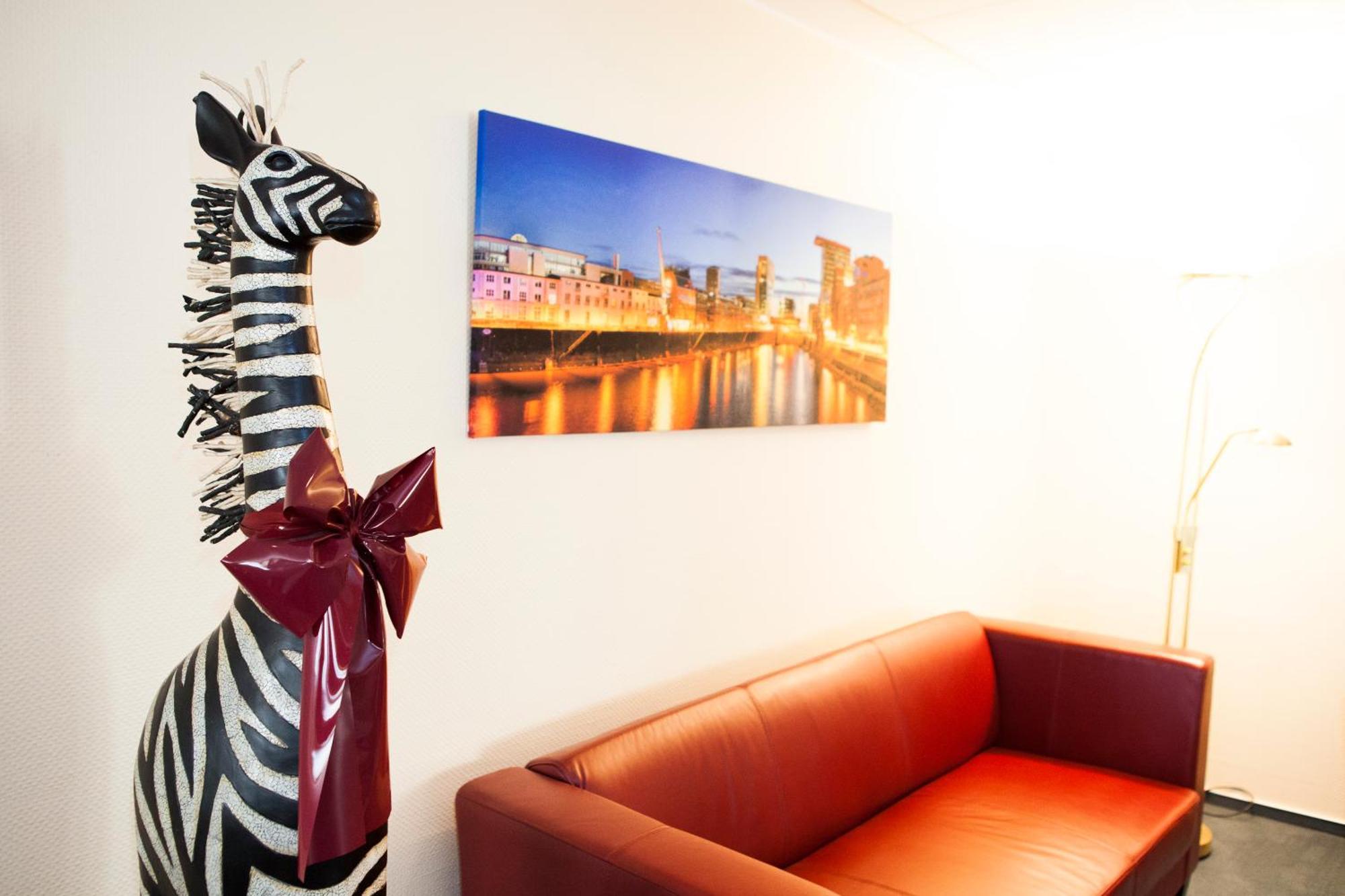 Hotel Am Duesseldorfer Platz Ratingen Zewnętrze zdjęcie