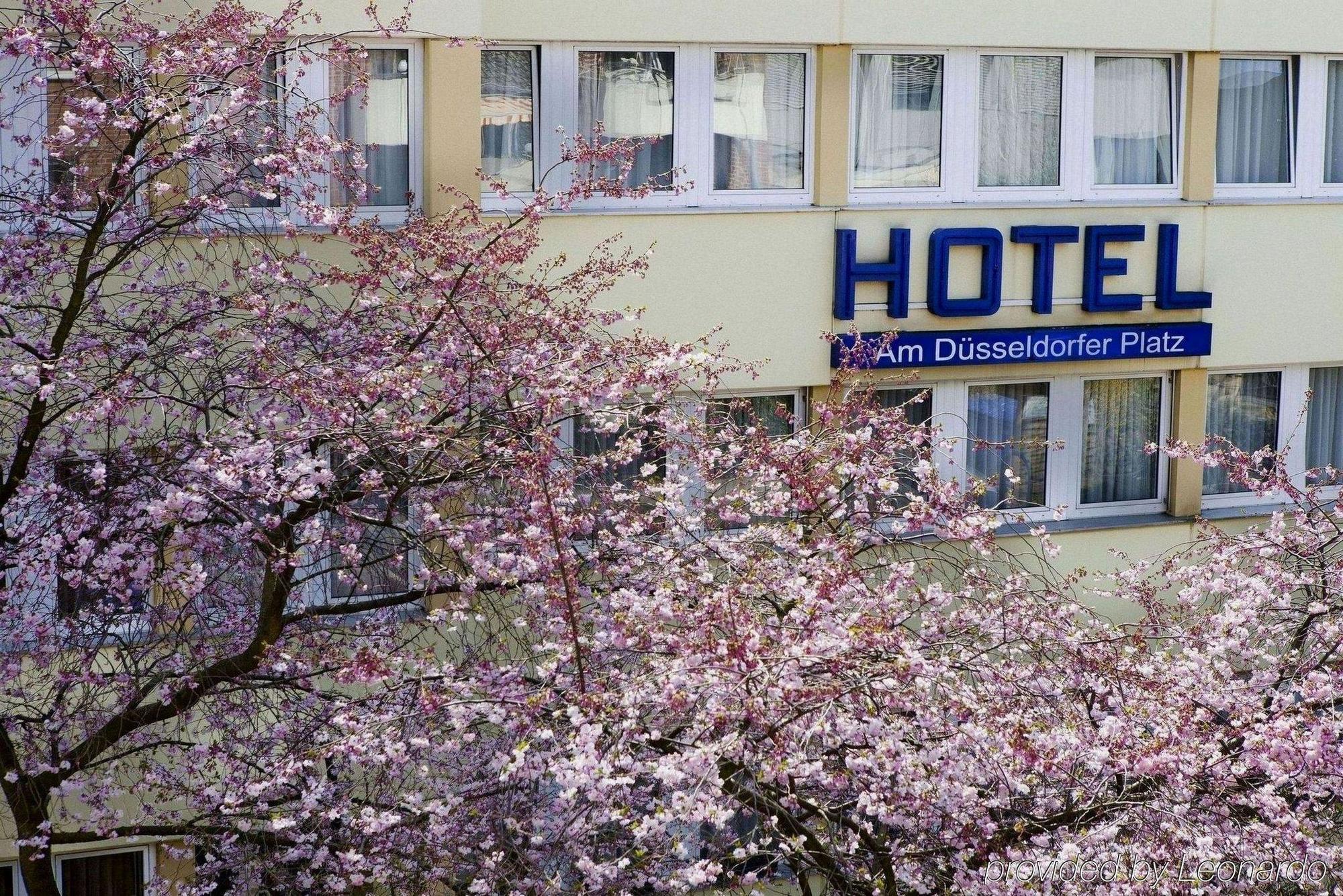 Hotel Am Duesseldorfer Platz Ratingen Zewnętrze zdjęcie