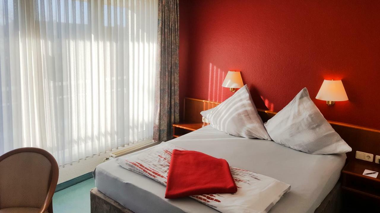 Hotel Am Duesseldorfer Platz Ratingen Zewnętrze zdjęcie